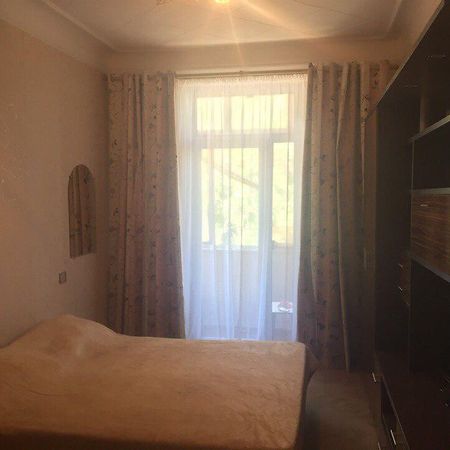 Room In Apartment Shevchenko 15/4 Одеса Екстериор снимка